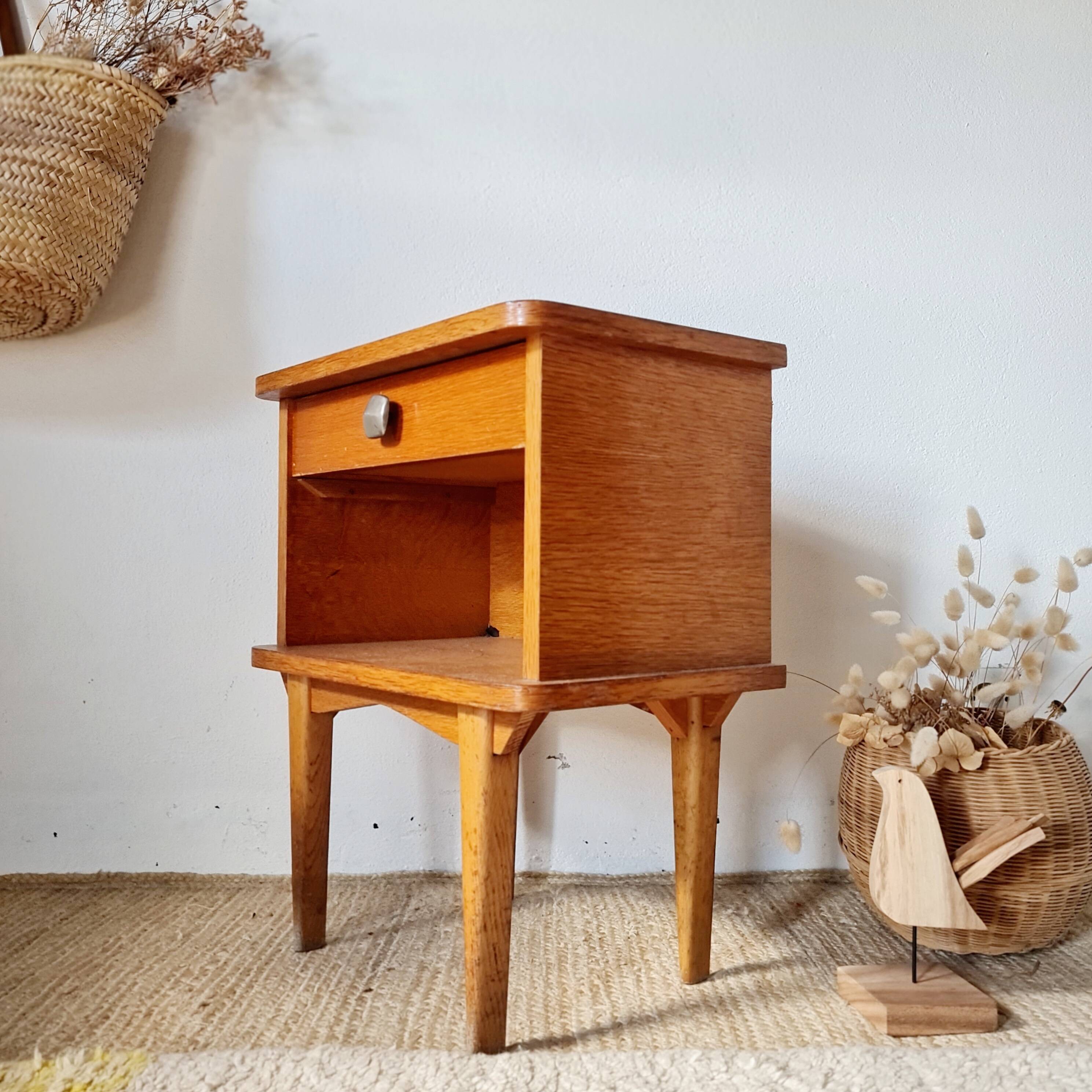 Small vintage Scandinavian bedside table – Mid-Century Design