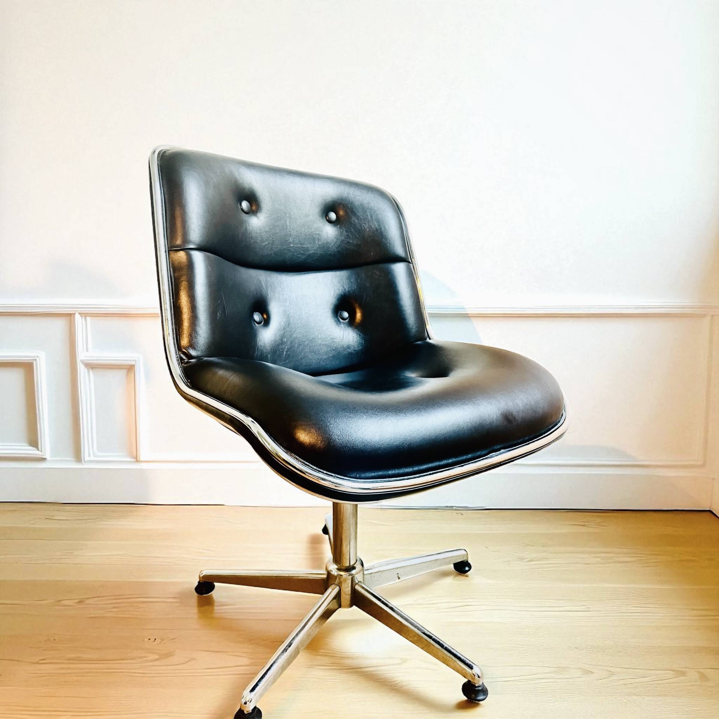 Executive Chair by Charles Pollock for Knoll, 1960s