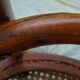 Chaise haute d'enfant cannée modèle début XXème Thonet