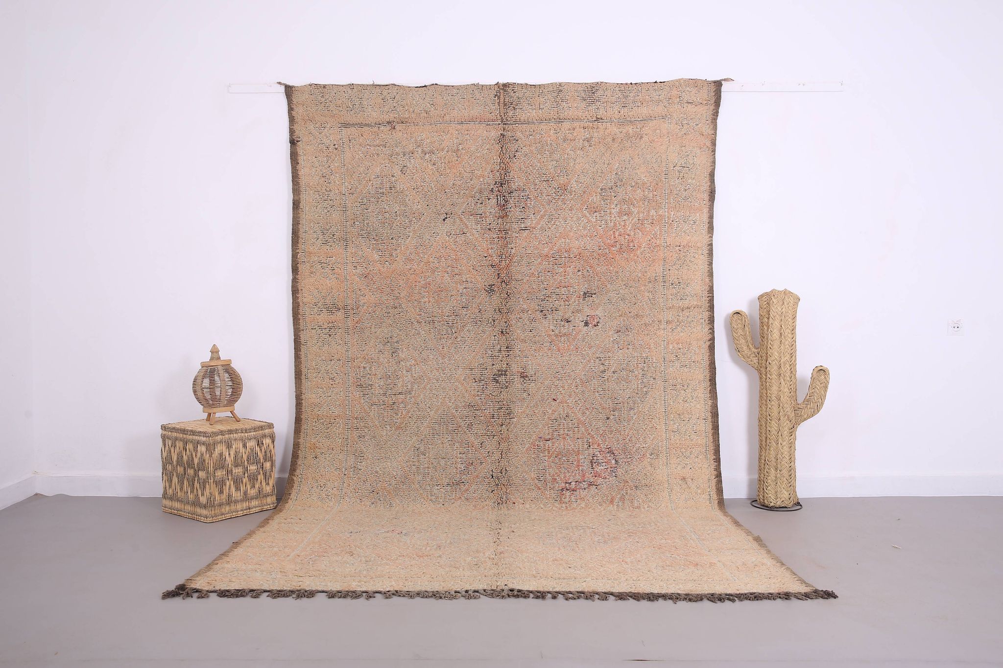 Vintage Beni Mguild Rug 305 x 326 cm - Moroccan Rug - Authentic Berber Rug