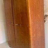 Vintage wardrobe feet compass
