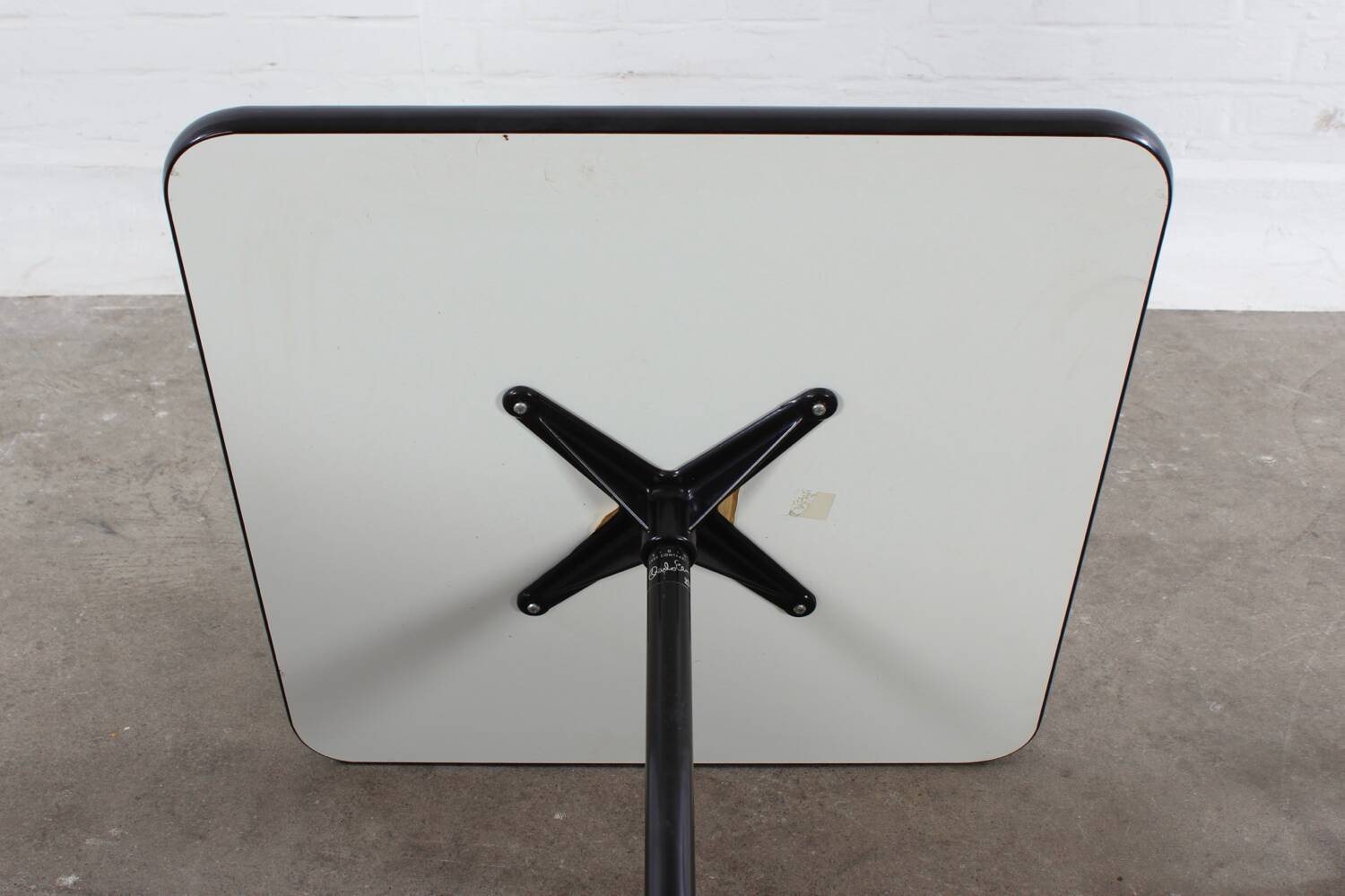 Vintage Tisch Sidetable Eames Vitra Mid Century Design