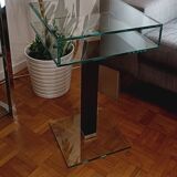 Very beautiful Marais International design pedestal table in 10mm clear glass