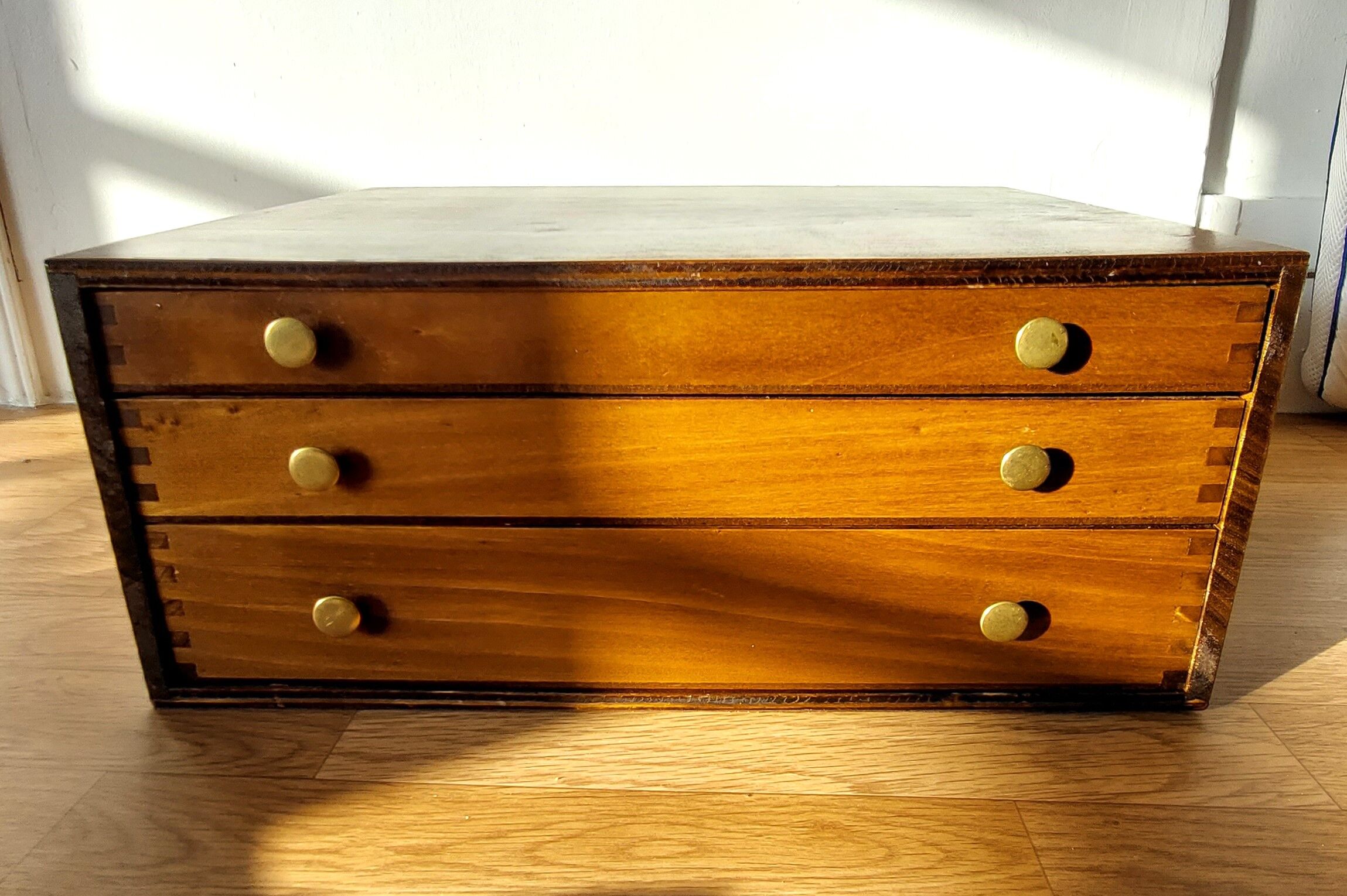 Silver box with 3 drawers in mahogany 1950/1960.