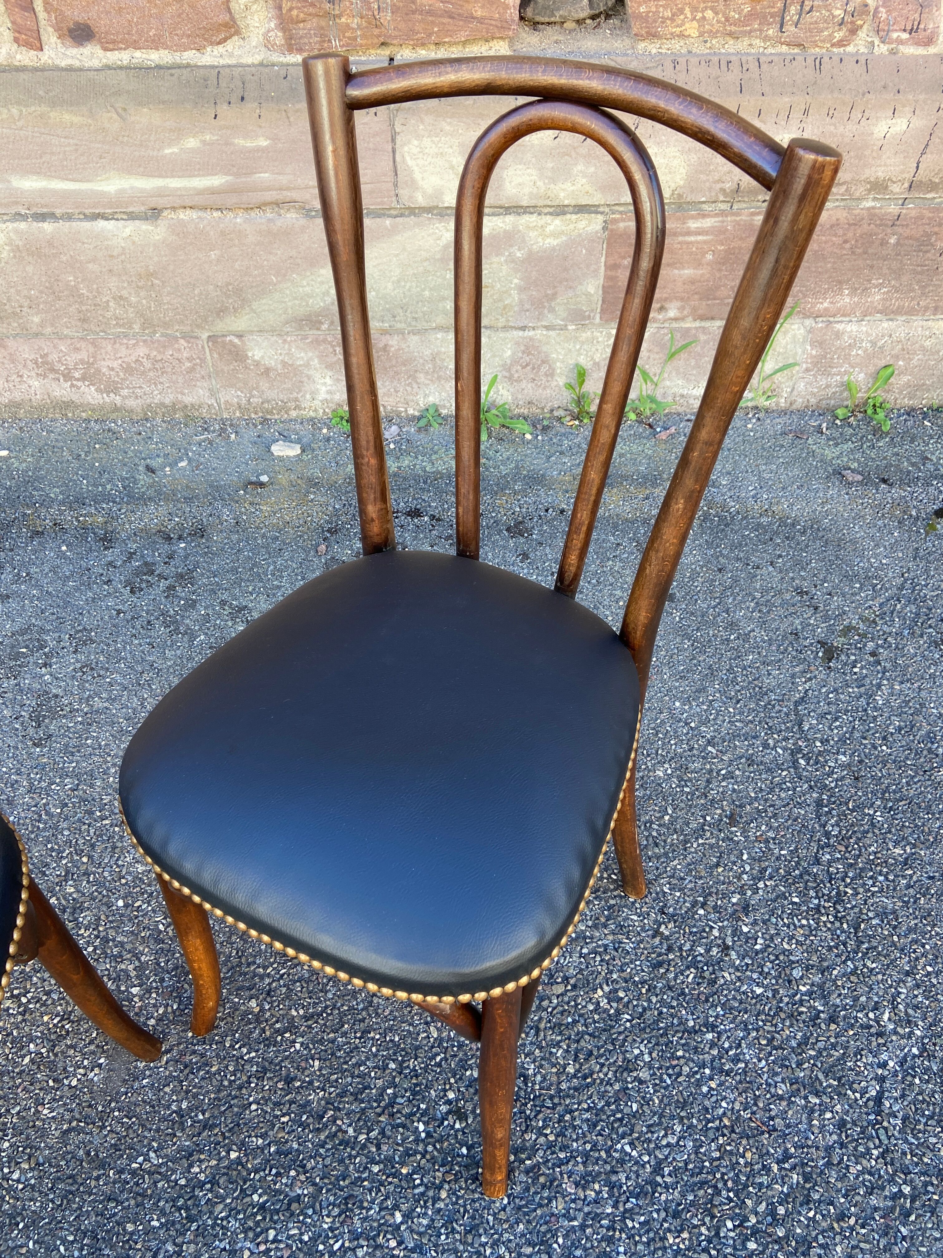2 Restaurant chairs bent wood imitation vintage leather French bistro