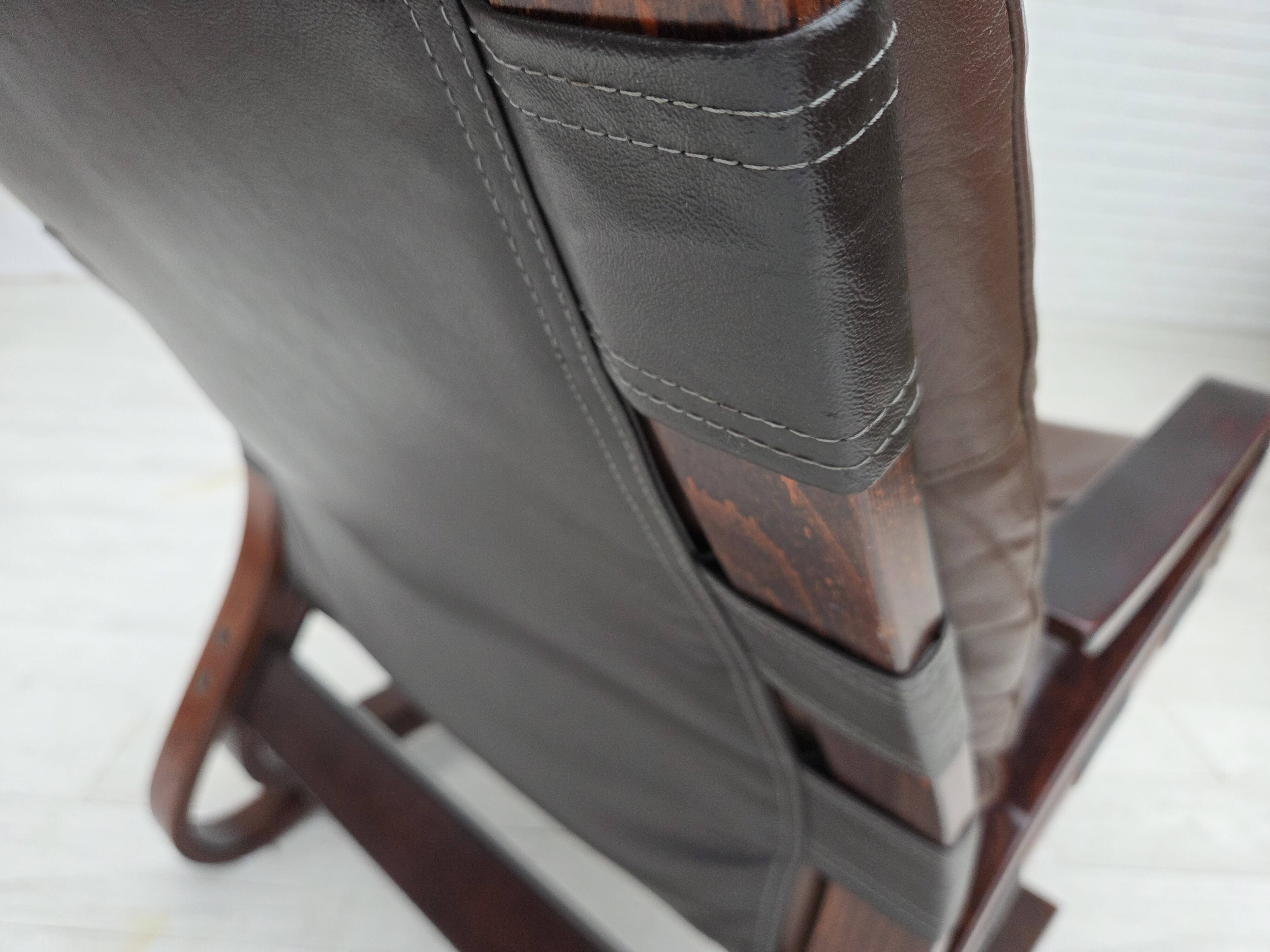 1970s, Norwegian design by Erde & Nordhal Solheim, chair, model "Kengu".