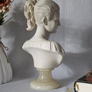 Vintage female bust Italy