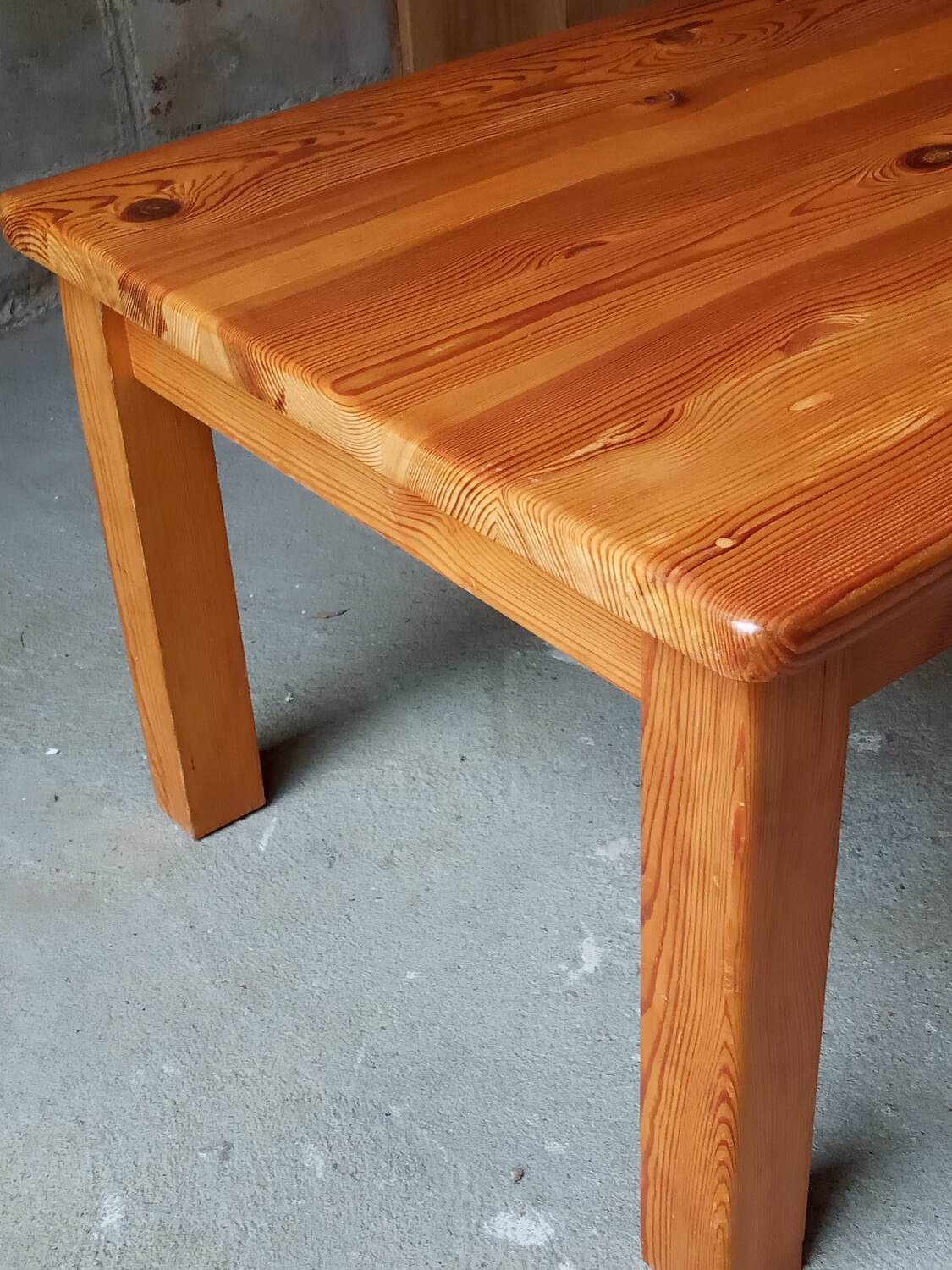 1980s solid pine coffee table