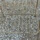 Lampadaire des années 50 en métal doré triple tablettes acajou et métal doré
