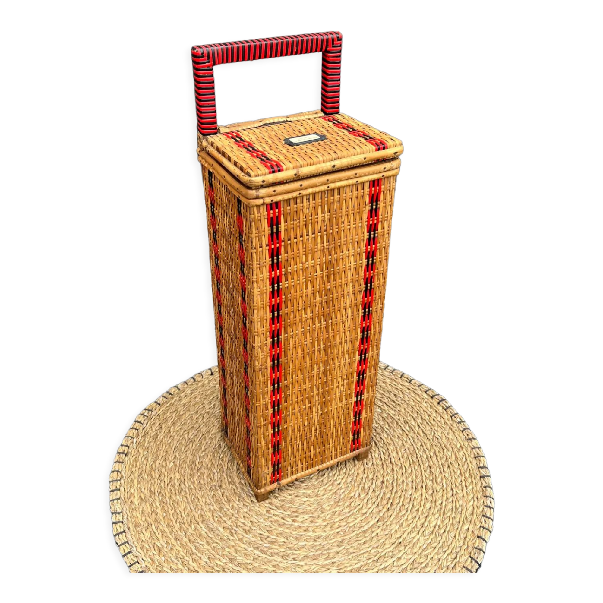 Vintage bread hutch in wicker and scoubidou