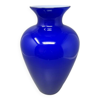 Magnifique vase bleu des années 1970 par Ind. Vetraria Valdarnese. Fabriqué en Italie