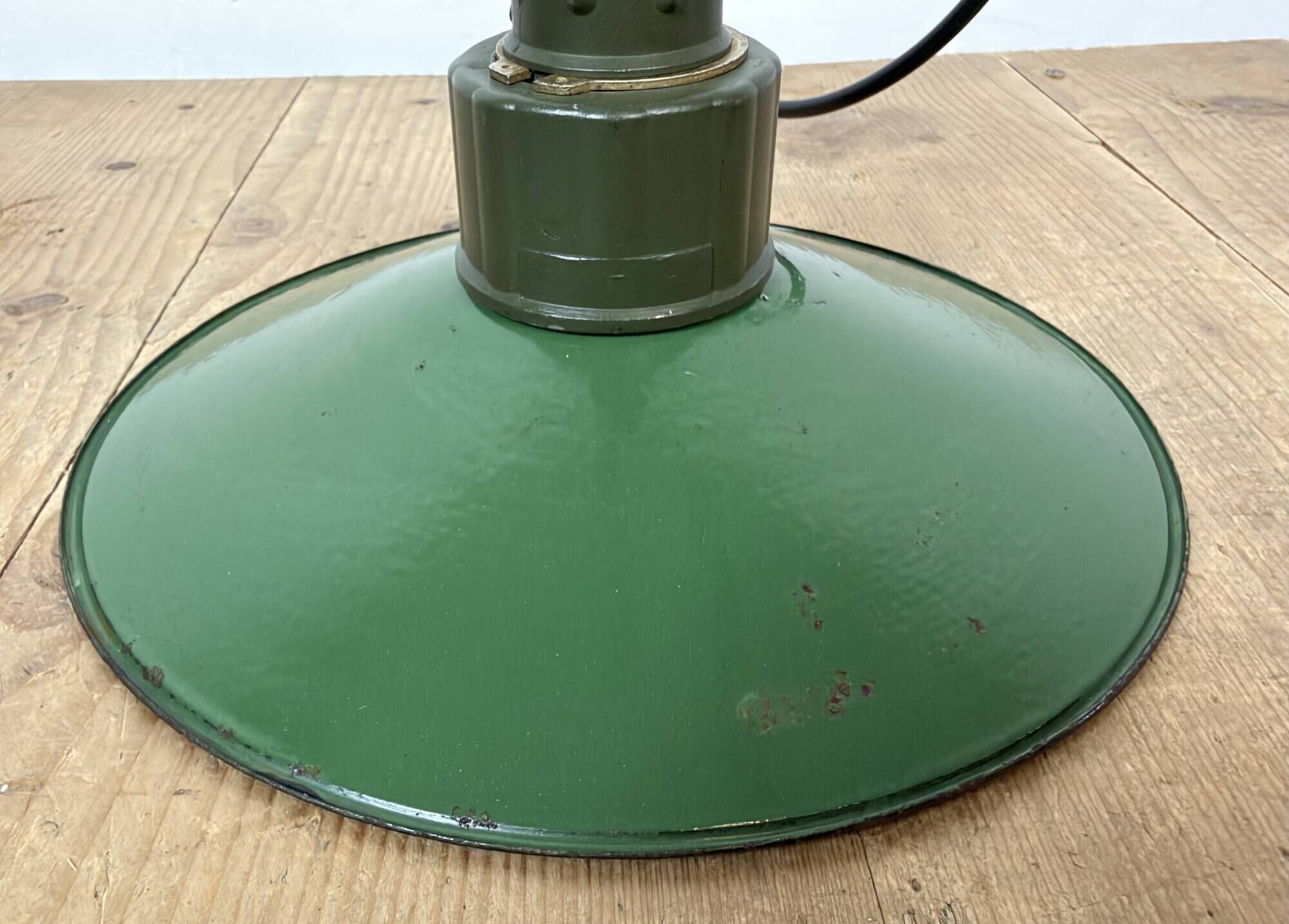 Industrial Green Enamel Military Pendant Lamp with Cast Aluminium Top, 1960
