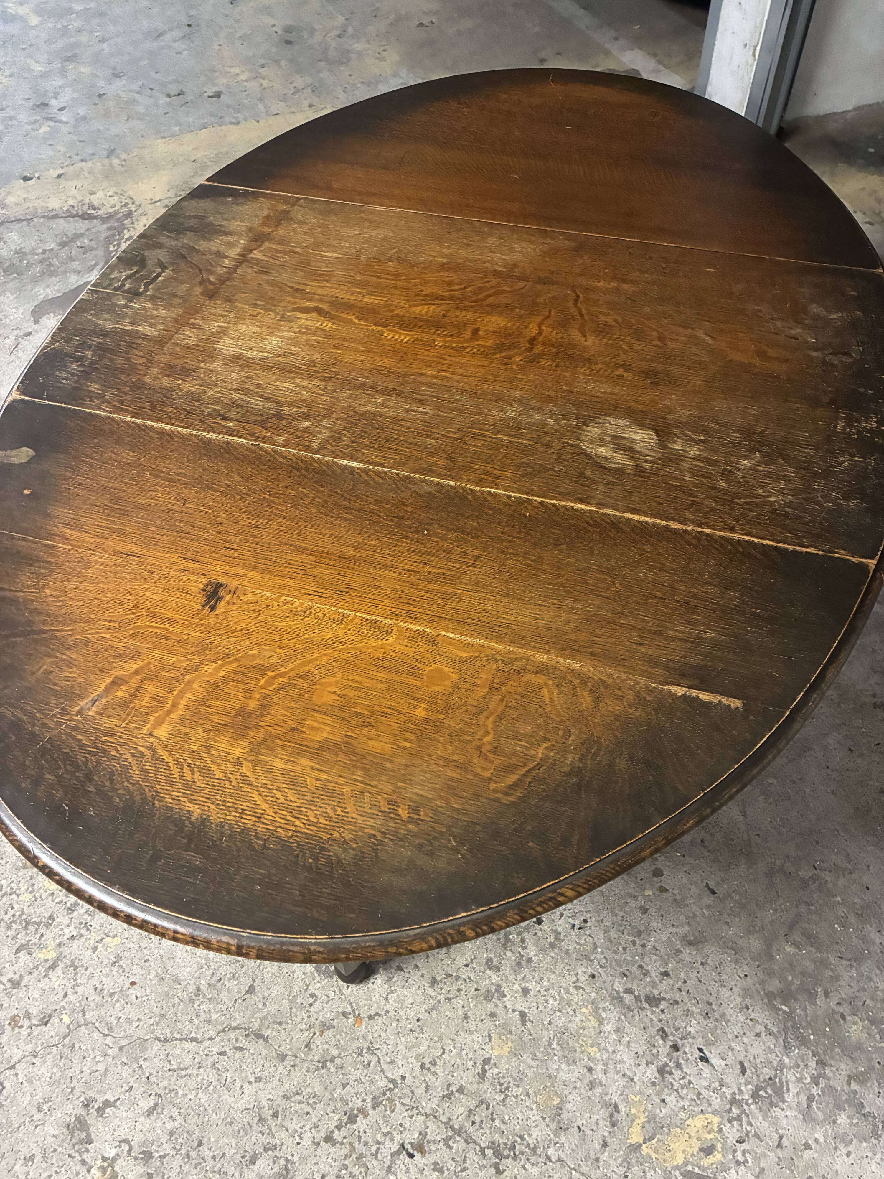 Folding wooden table with twisted legs