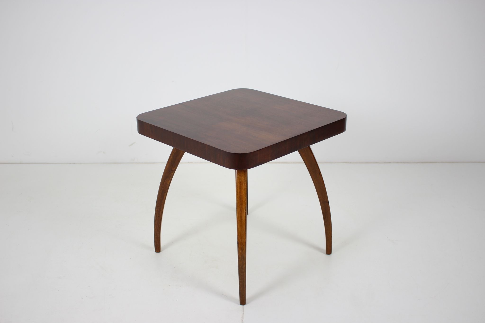 Table basse du milieu du siècle « Spider » conçue par Jindřich Halabala, années 1950
