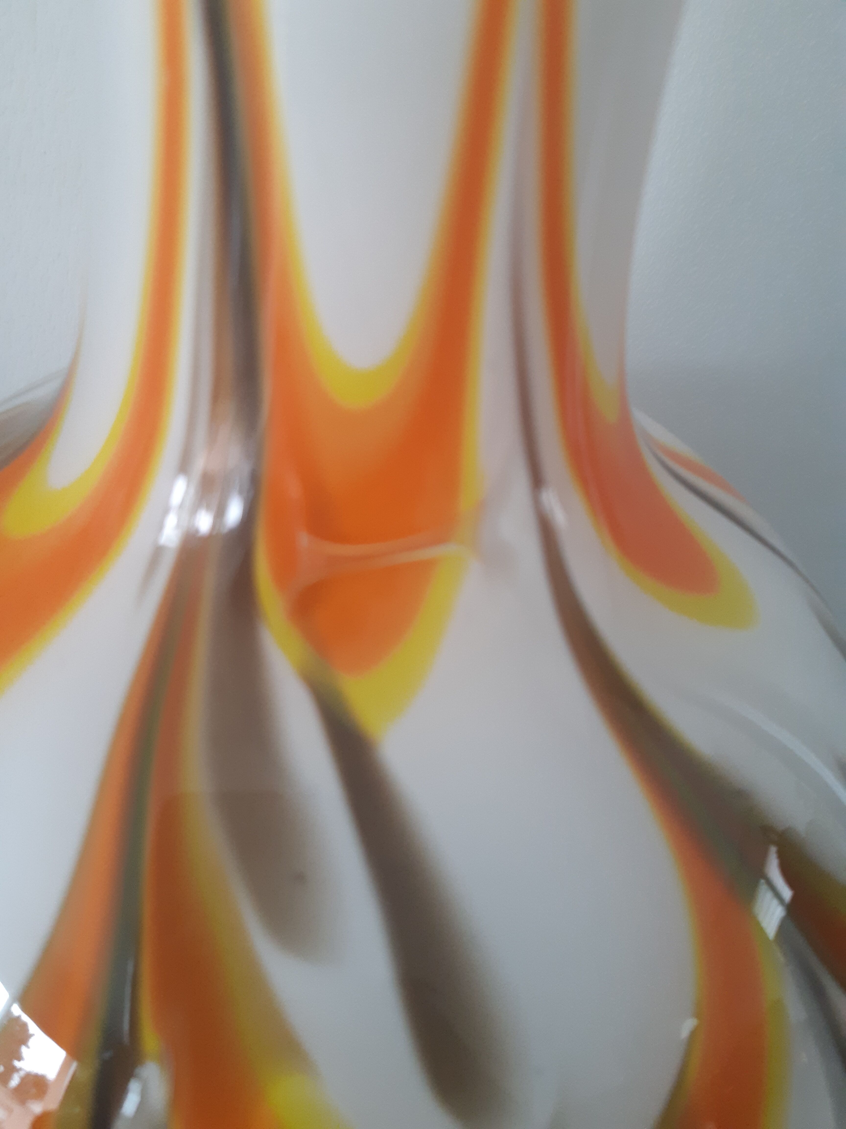 Italian opaline vase murano years 1970