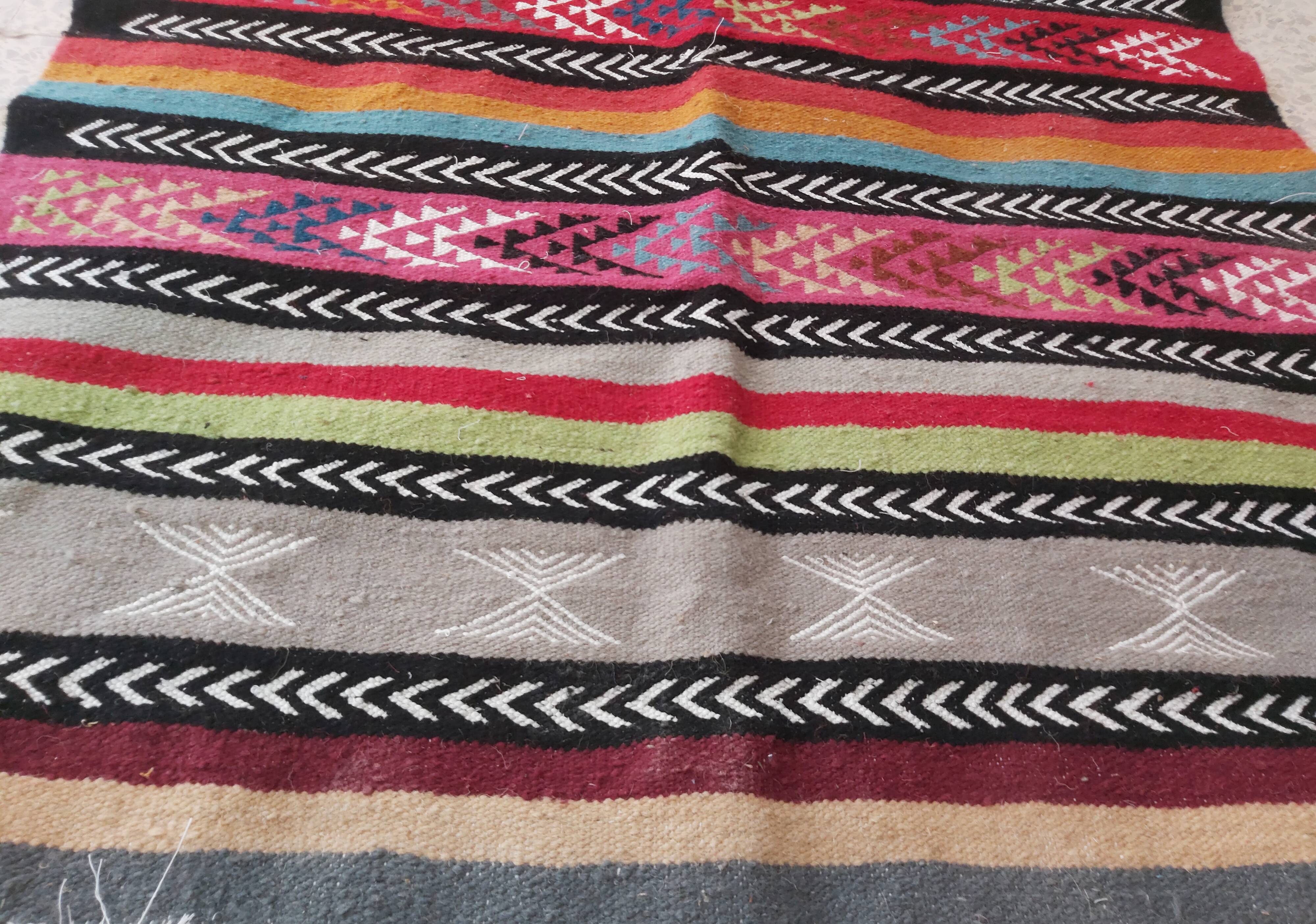 Multicolored Berber kilim carpet handmade in pure wool 100 x 150cm