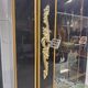 Cabinet d'affichage chinois vintage avec fleurs et oiseaux / Bohémien
