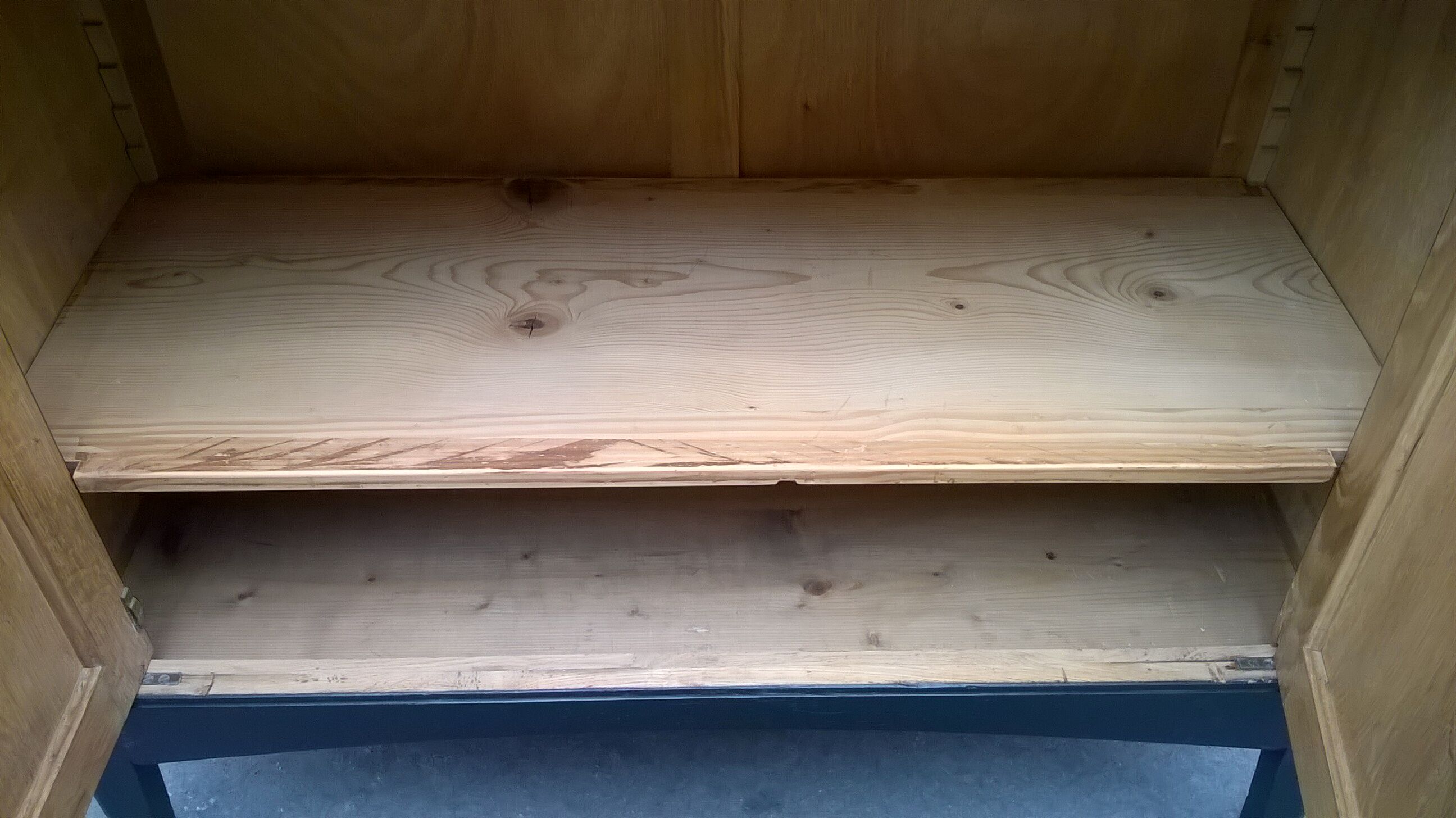 Parisian showcase cabinet