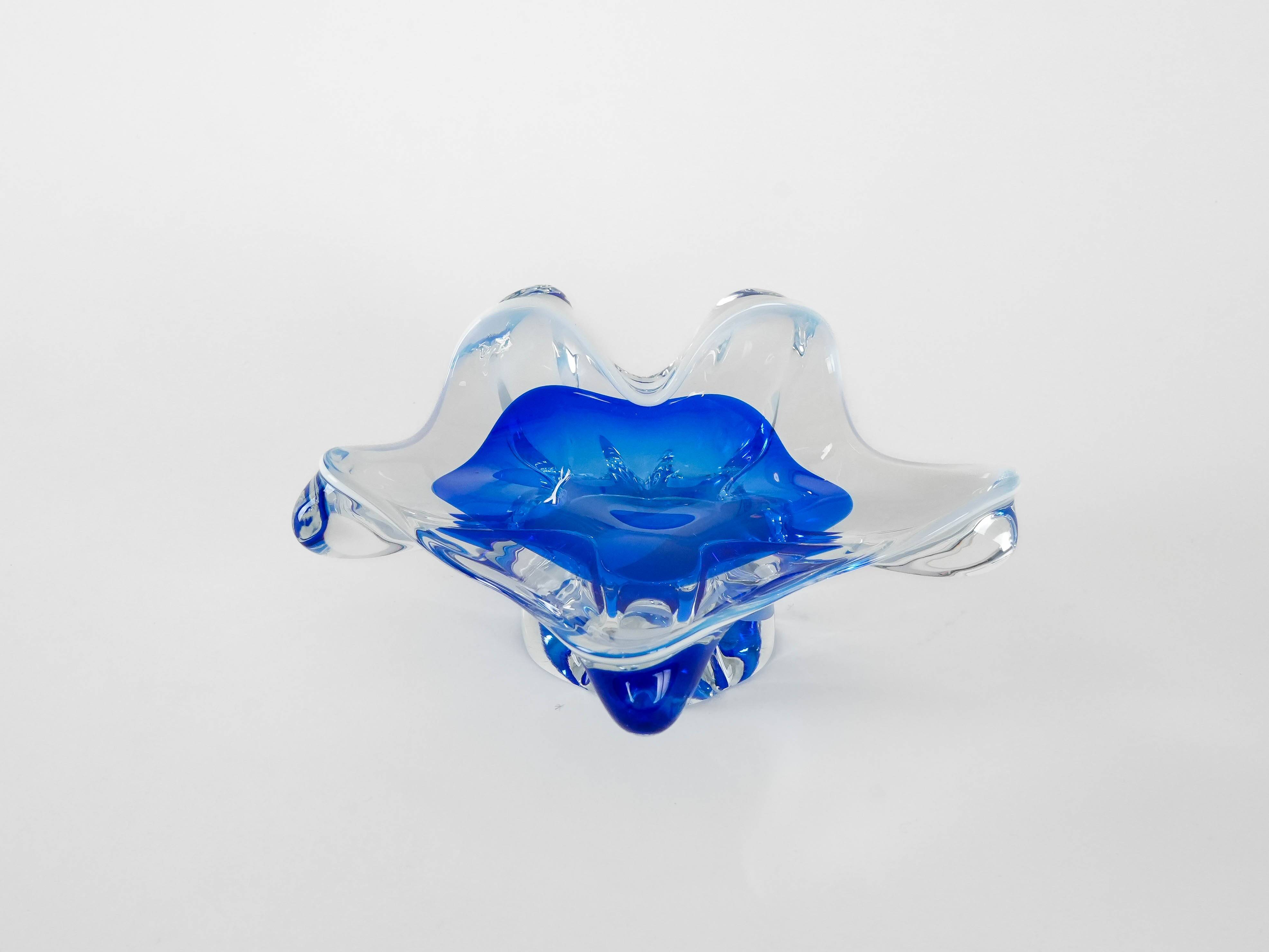 Flower platter, Murano glass, Italian design, 1960s, made in Italy