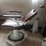 Barber's chair