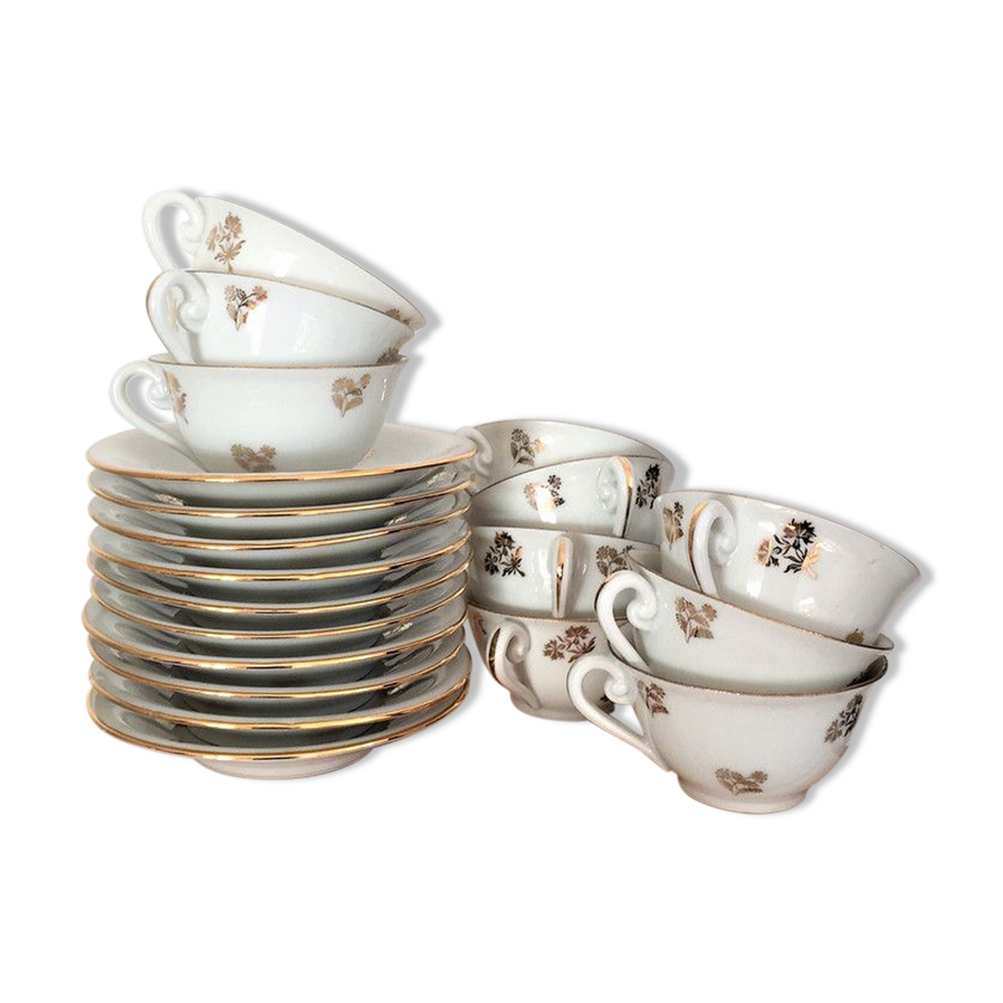 10 anciennes tasses à café avec soucoupes en porcelaine à motifs de fleurs dorées