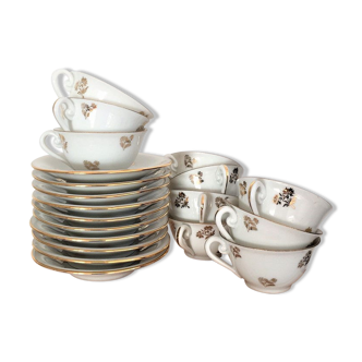 10 anciennes tasses à café avec soucoupes en porcelaine à motifs de fleurs dorées