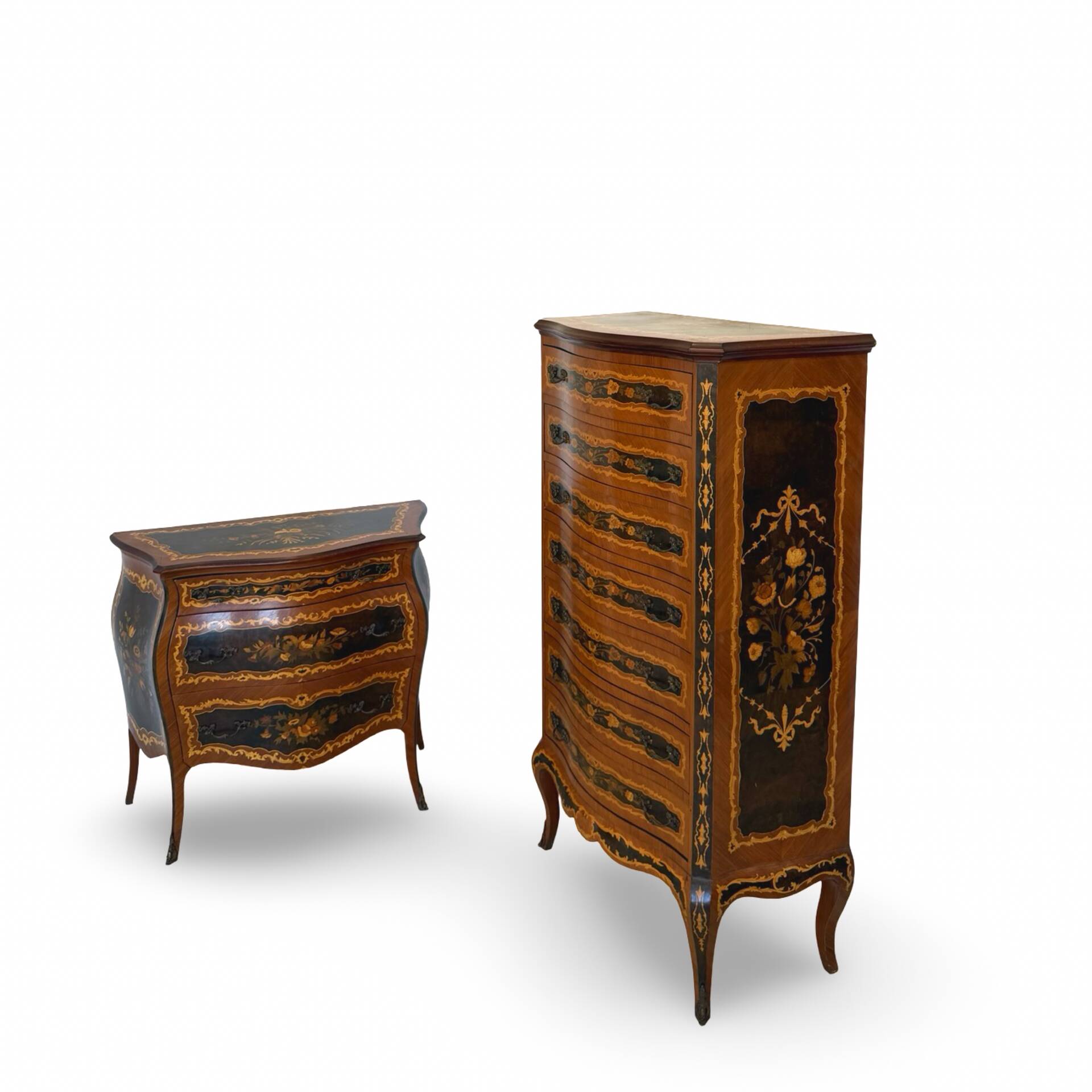 Wooden bedroom suite with inlays in mid-century Italian style, by Pacifici Prete, Rome.