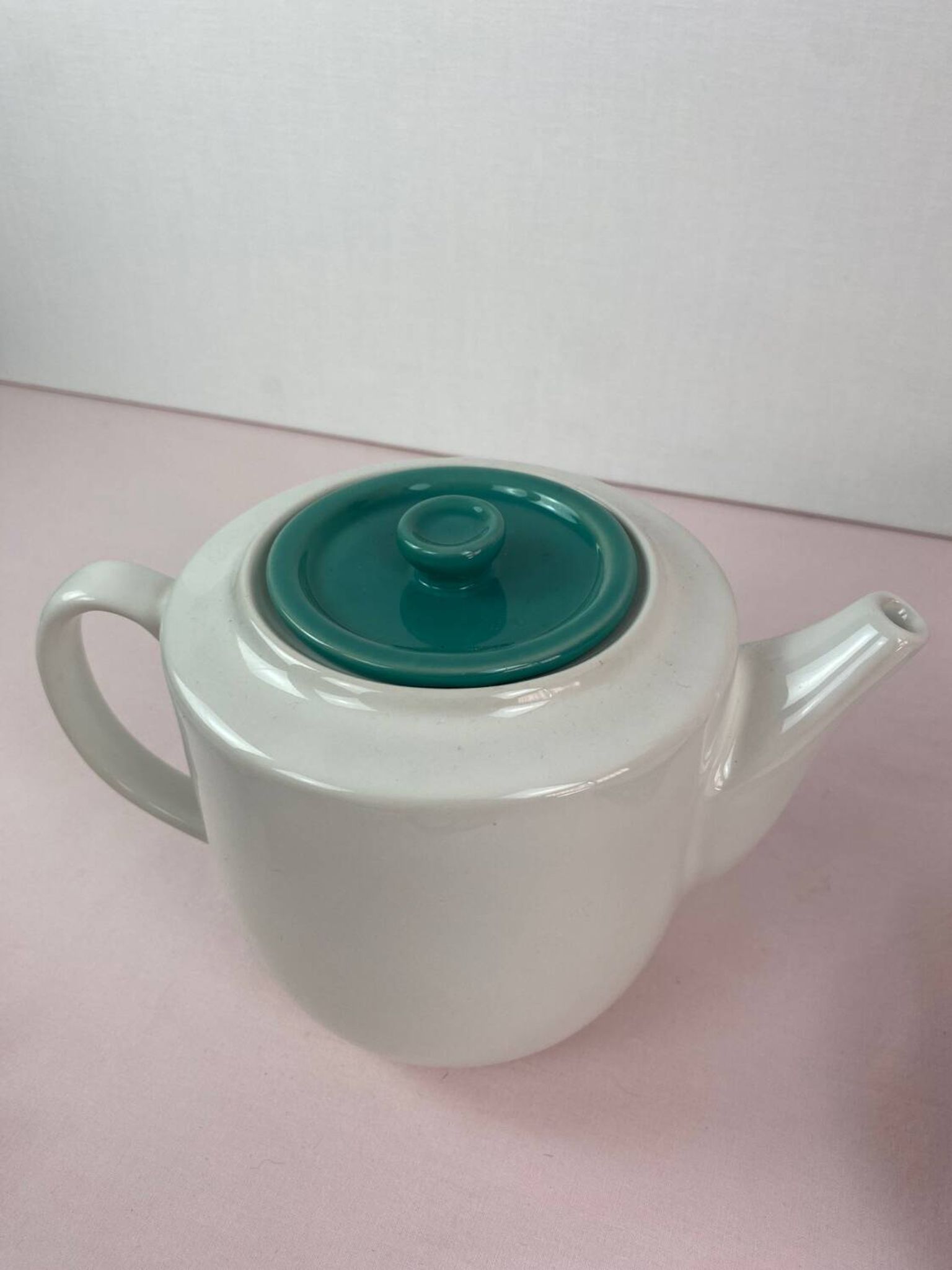 Service blanc et vert vintage