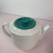 Service blanc et vert vintage