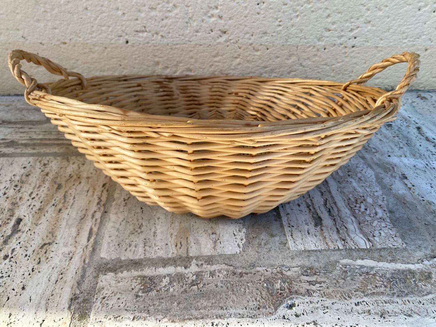 Vintage wicker presentation basket