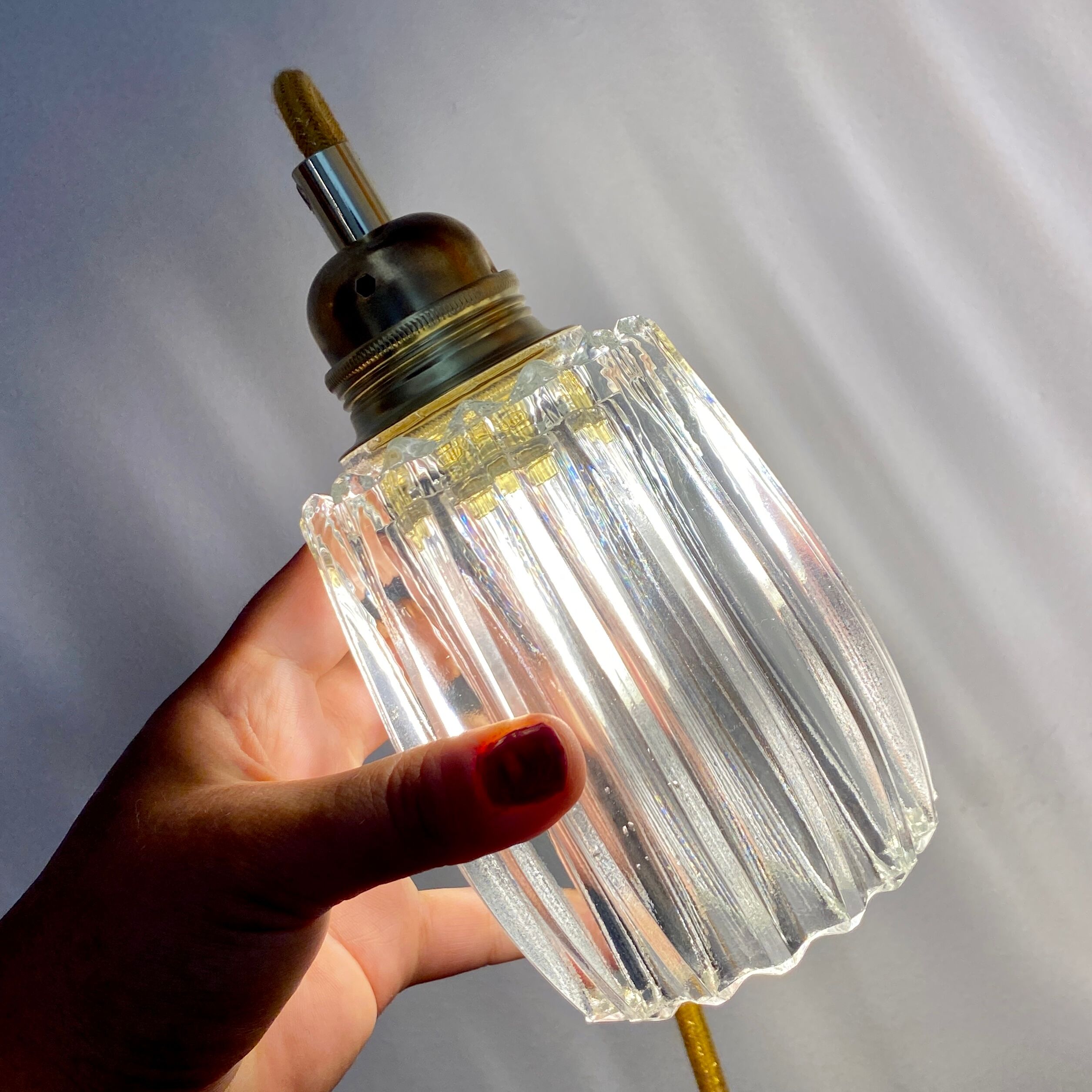 Baladeuse tulipe vintage en verre épais