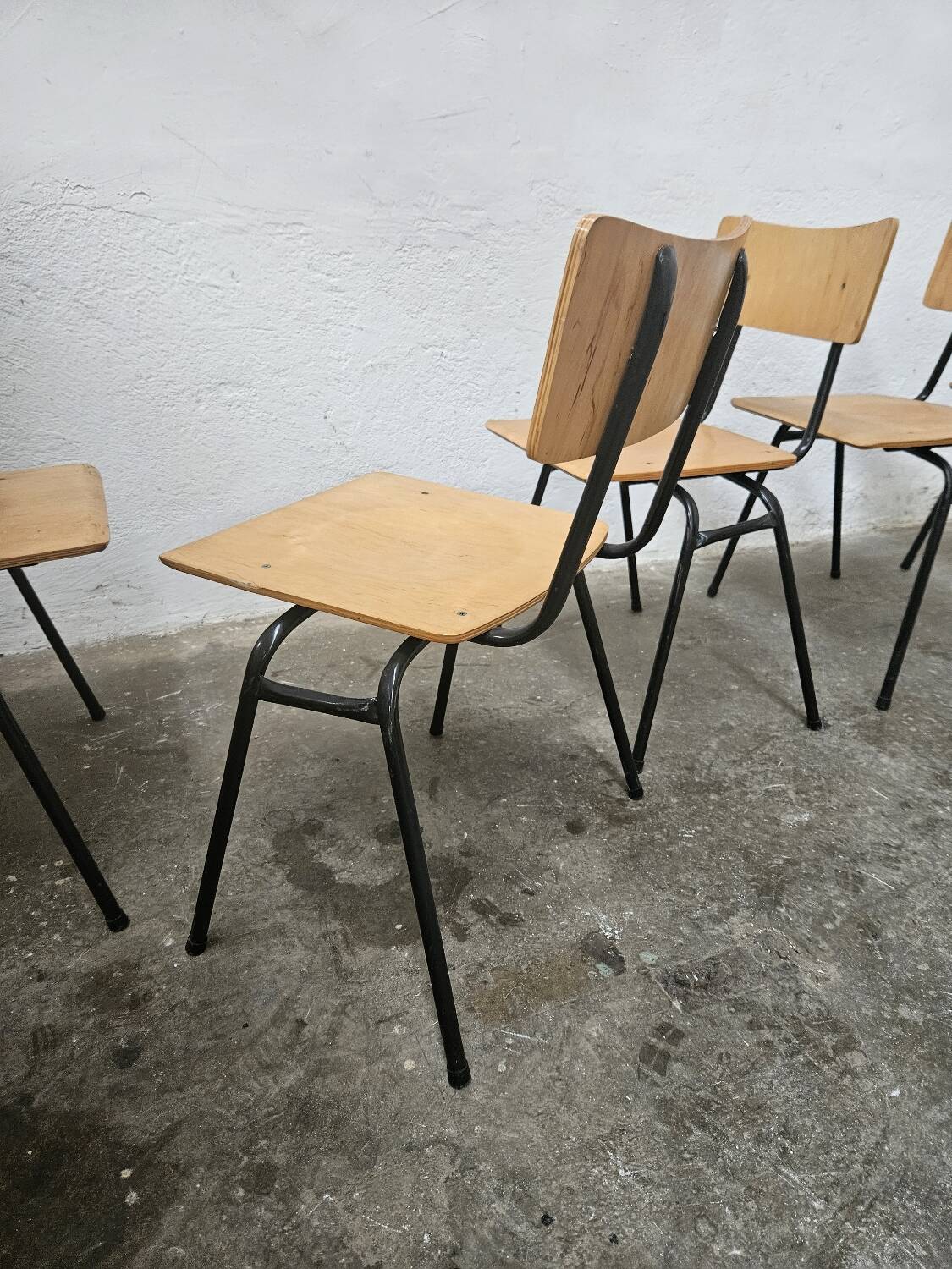 Lot of 6 bistro chairs from the 1980s