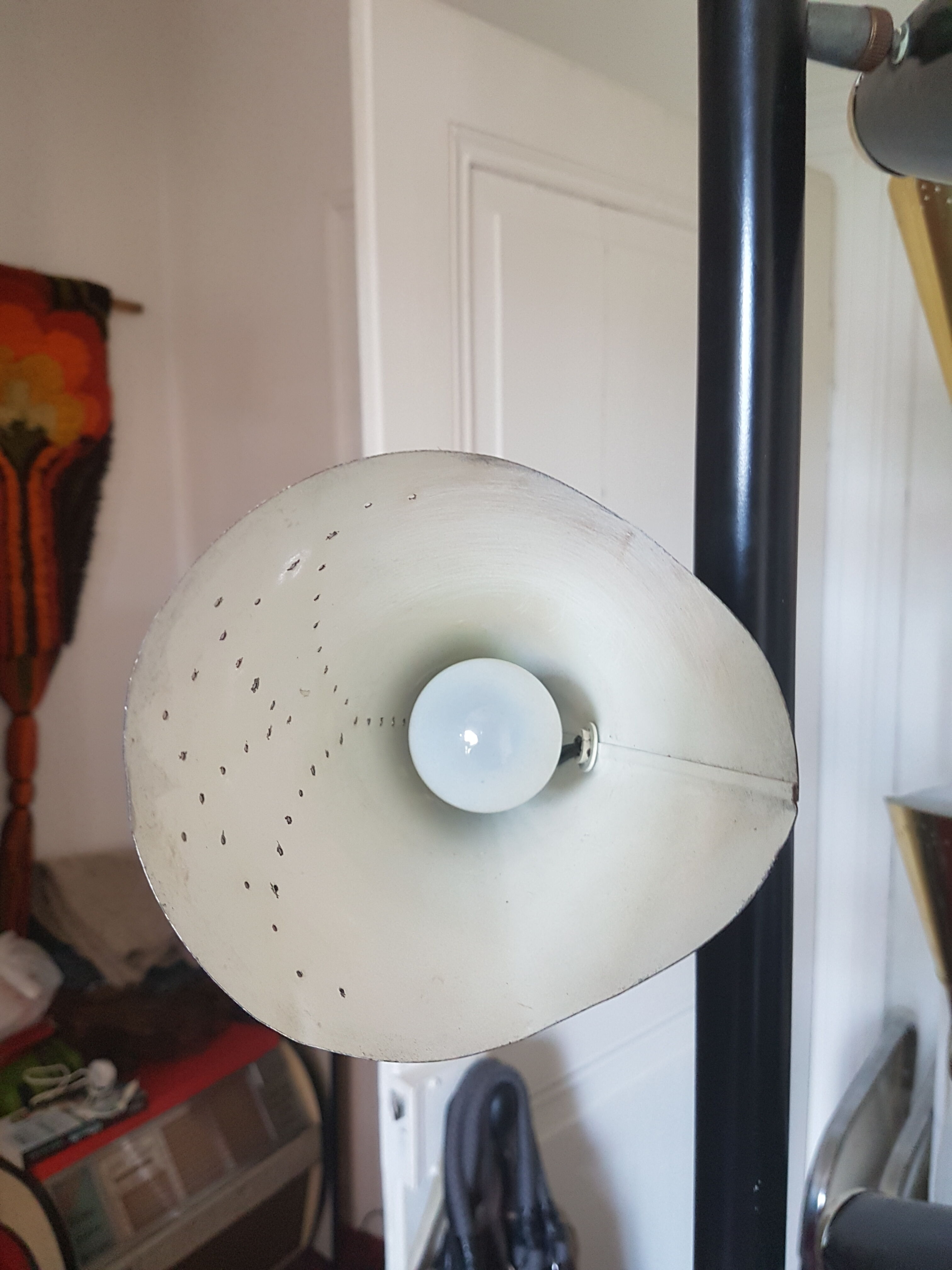 Floor lamp "tension pole lamp" American of the 1950s