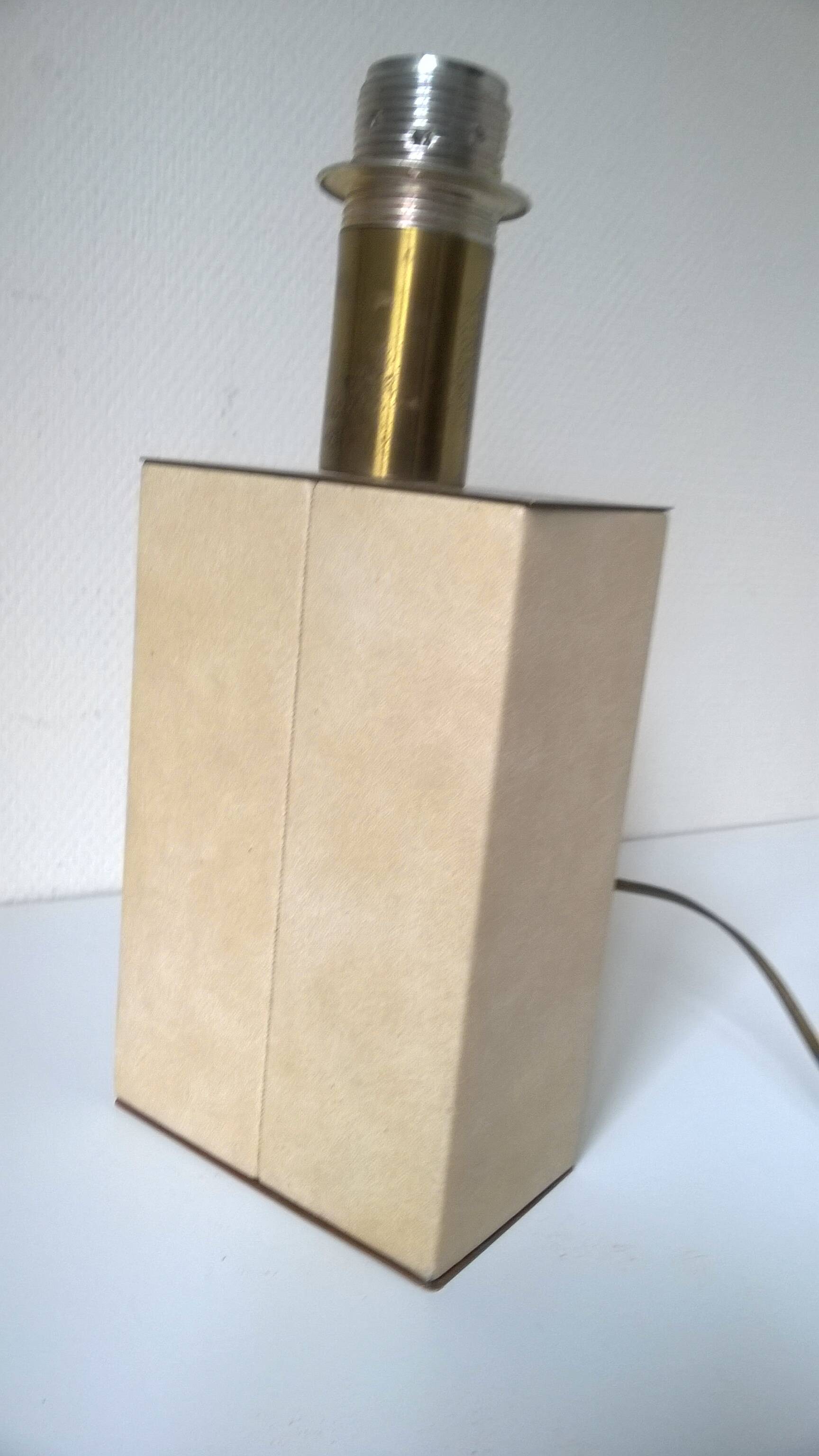 Vintage wooden lamp base covered with skai + brass - Germany c.1970