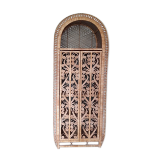 Shelf rattan peacock