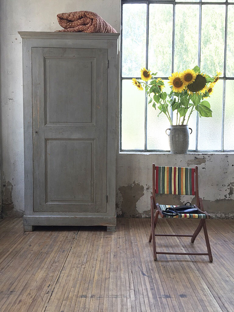 Folding garden chair