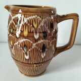 Barrel effect pitcher
