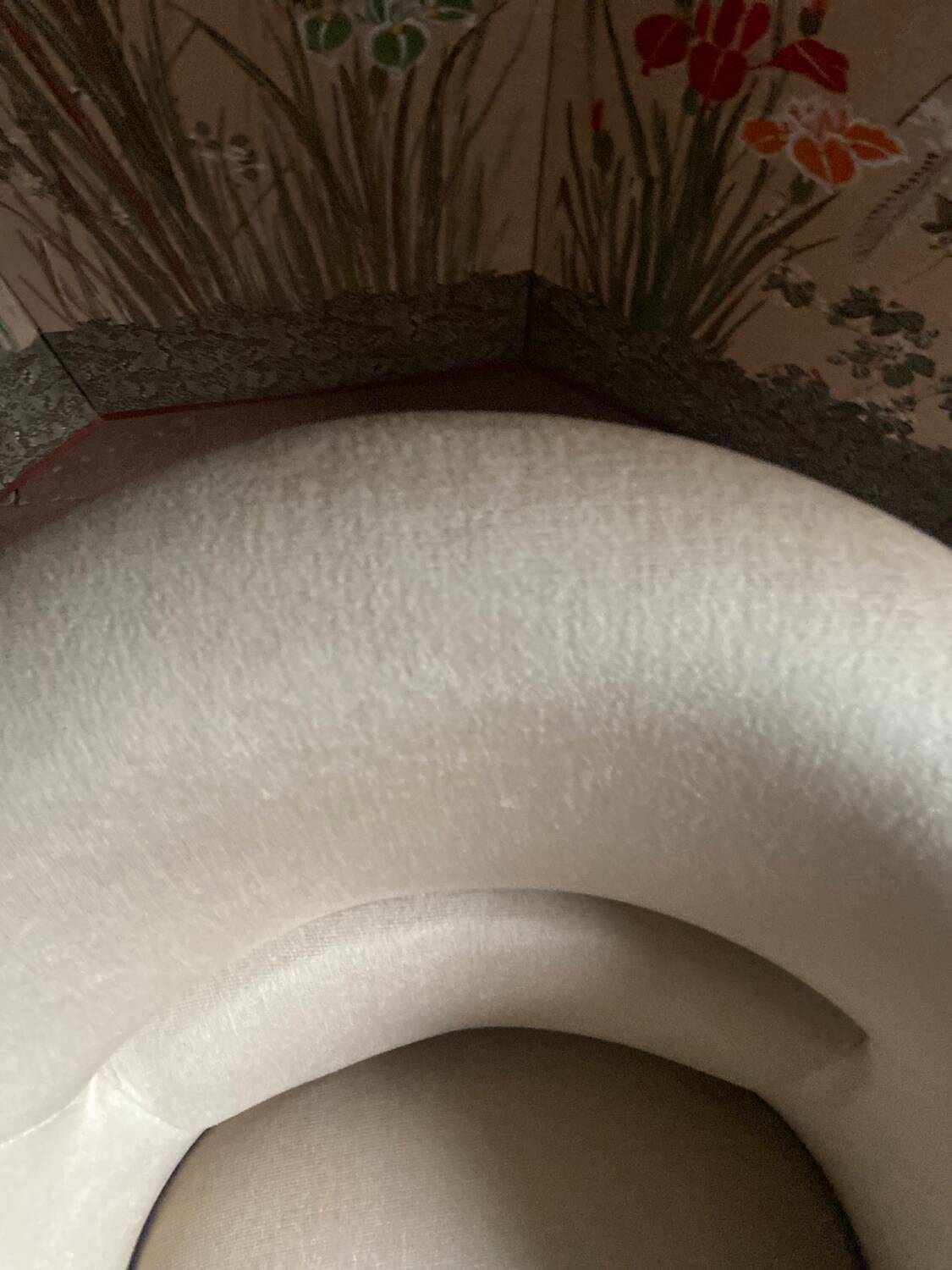 Old toad armchair in beige velvet