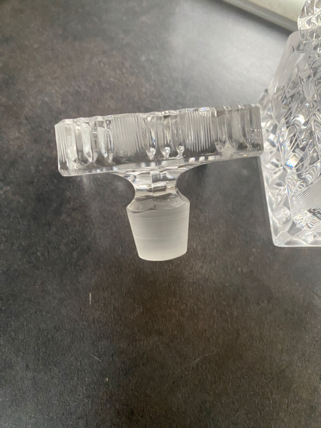Crystal decanter
