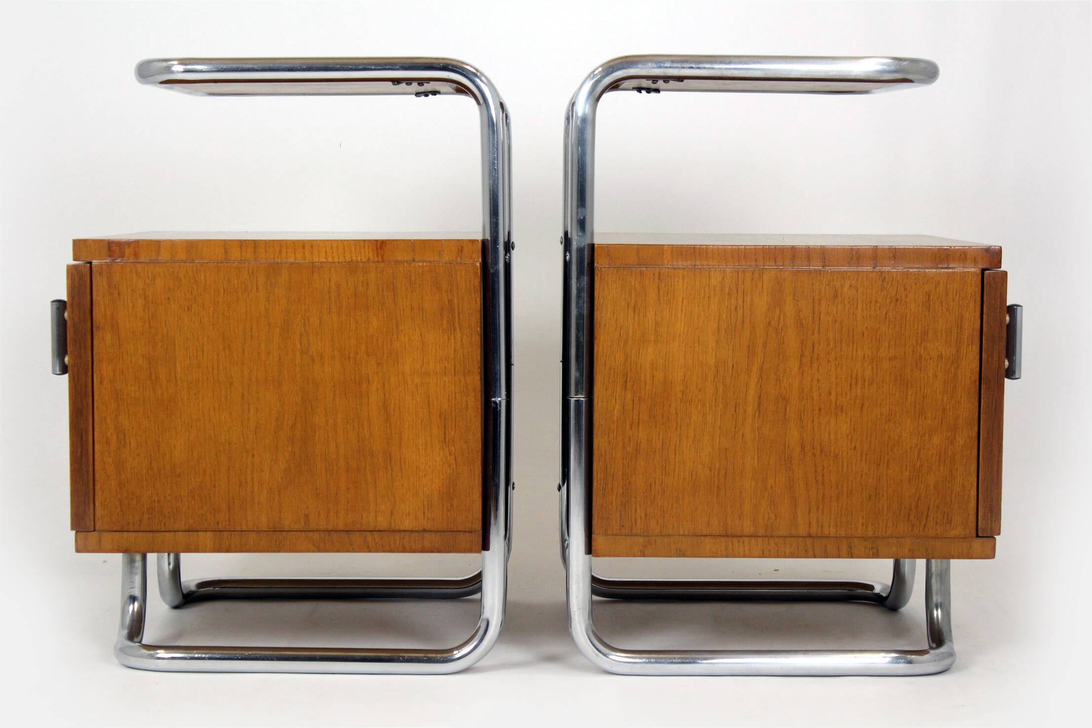 Restored Bauhaus Bedside Tables by Hynek Gottwald, 1930s, Set of 2