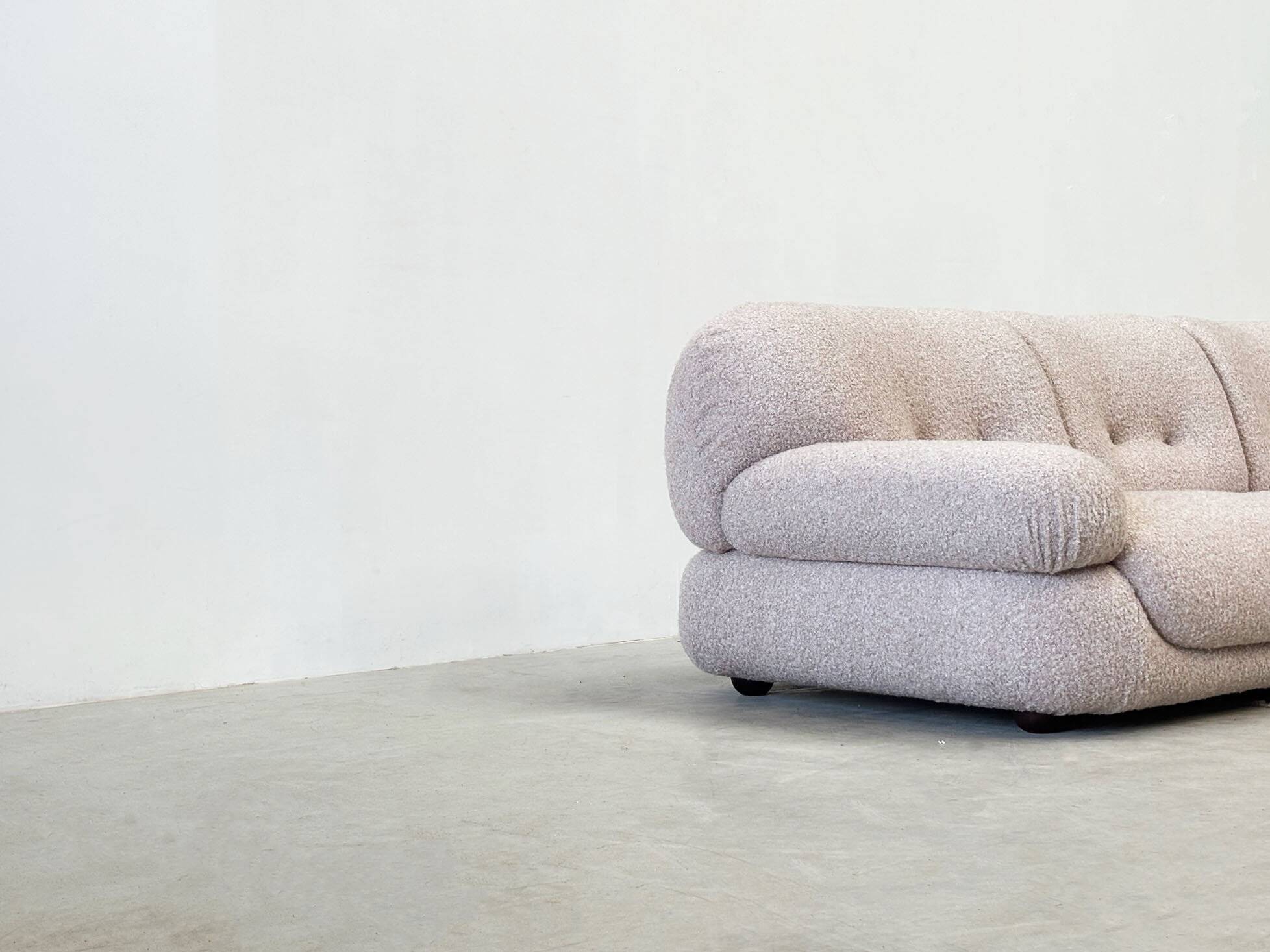Sapporo sofa by Mobil Girgi