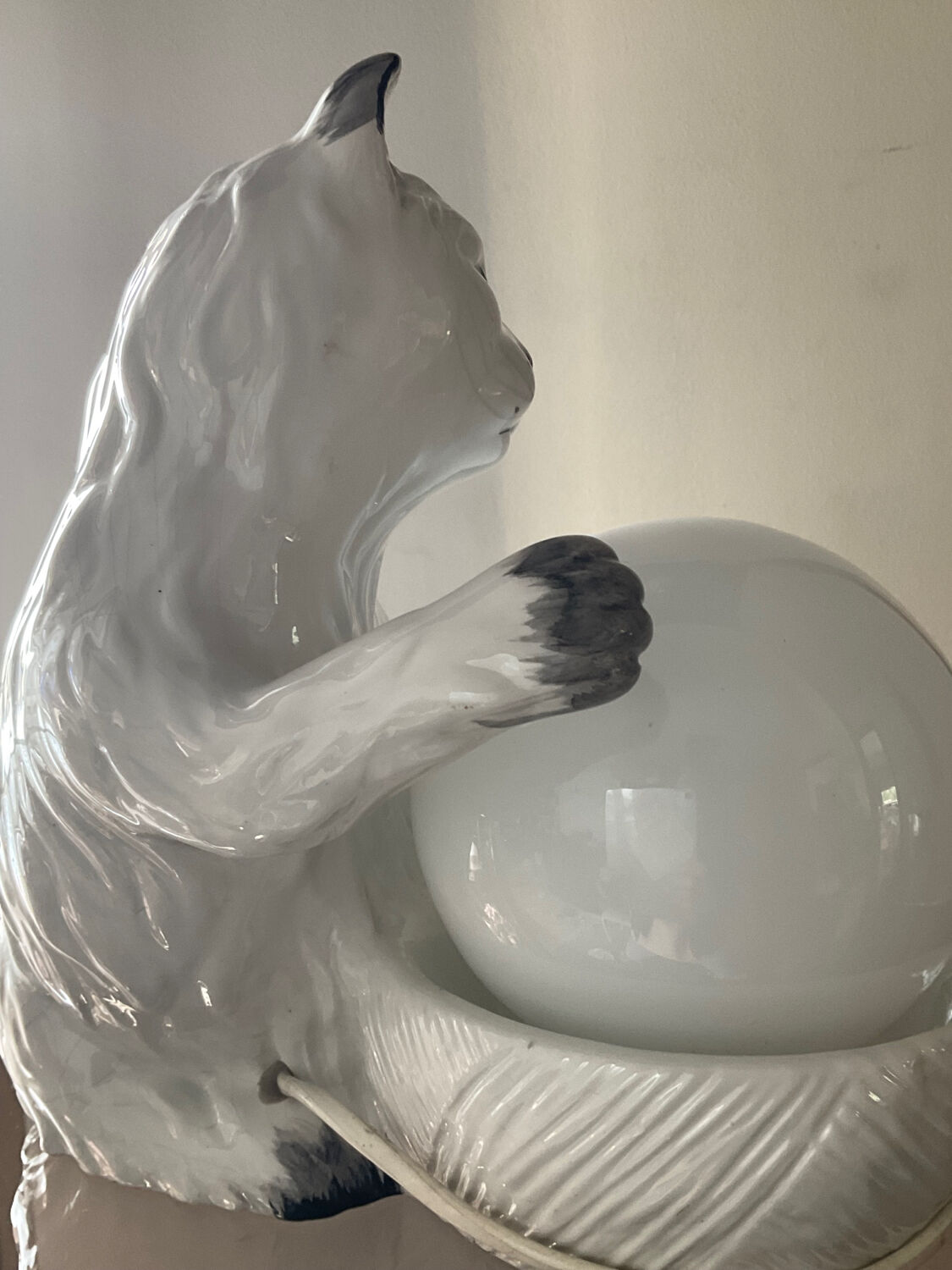 Vintage ceramic cat lamp from the 70s