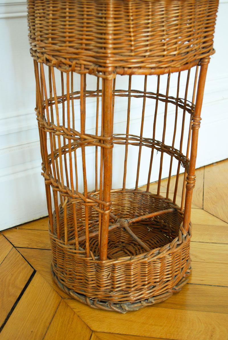 Wicker bottle rack bar basket