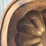 Basin, hammered copper shell hand basin