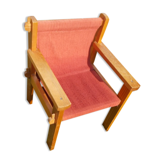 Children's chair in pine