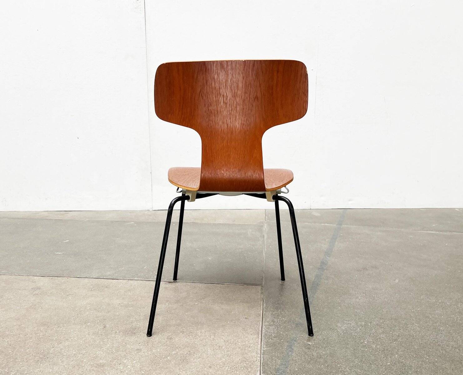Mid-Century stackable chairs model 3103 Hammer by Arne Jacobsen for Fritz Hansen, Denmark, 1960s, set of 7.