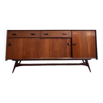 Van Teeffelen lowboard