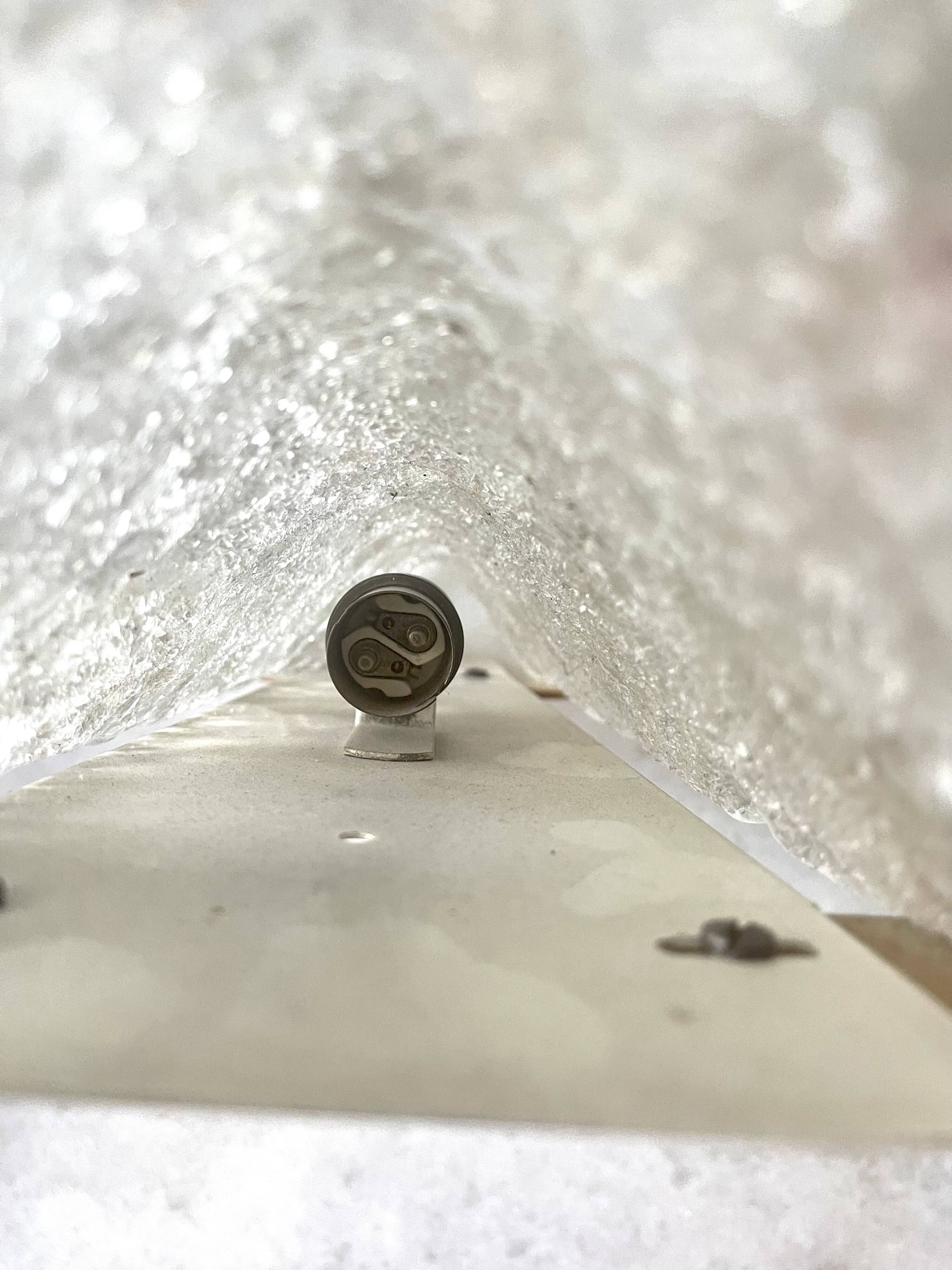 Arlus pair of Murano glass and brass wall lights