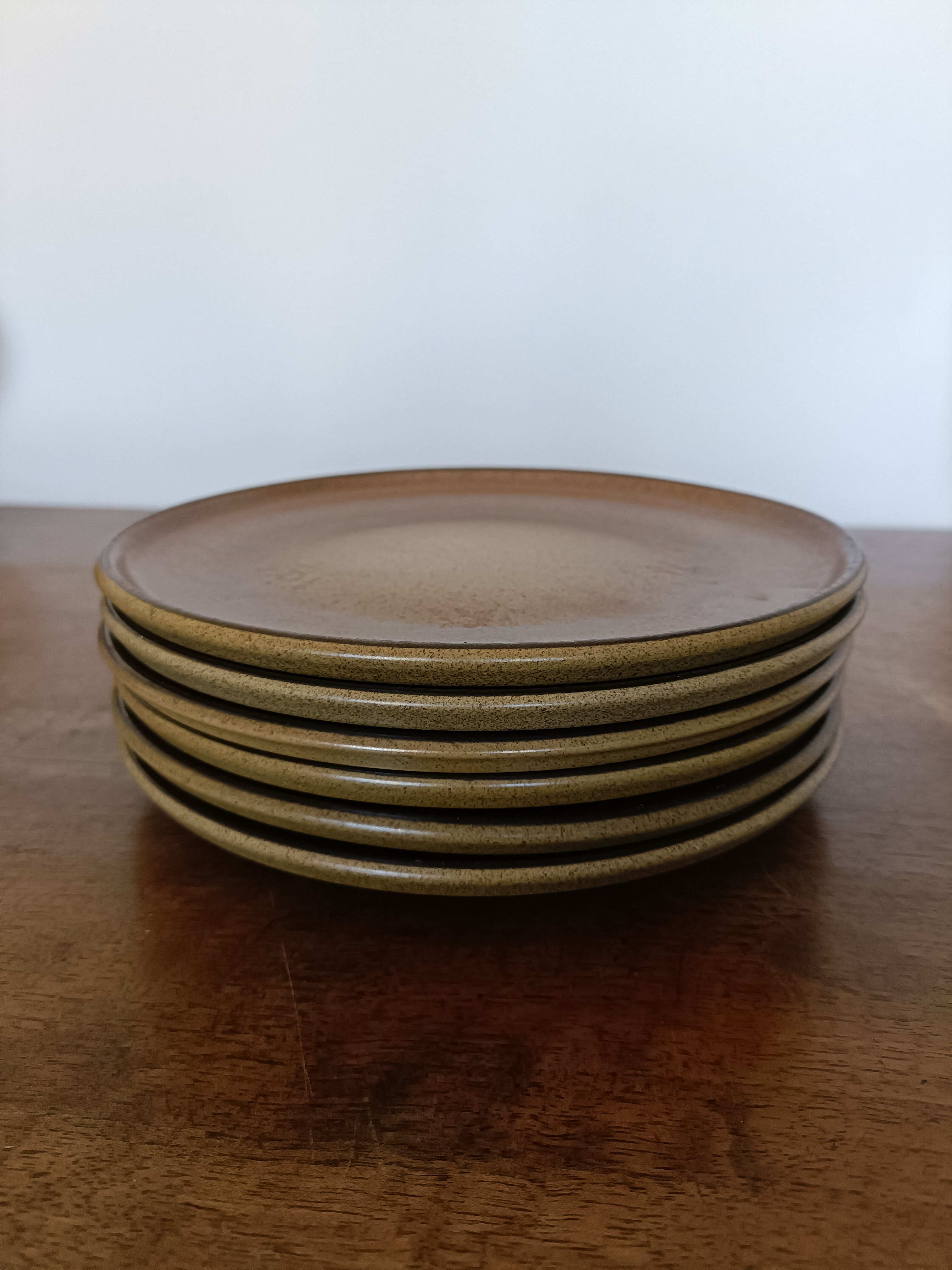 Dessert plates in Rigny sandstone