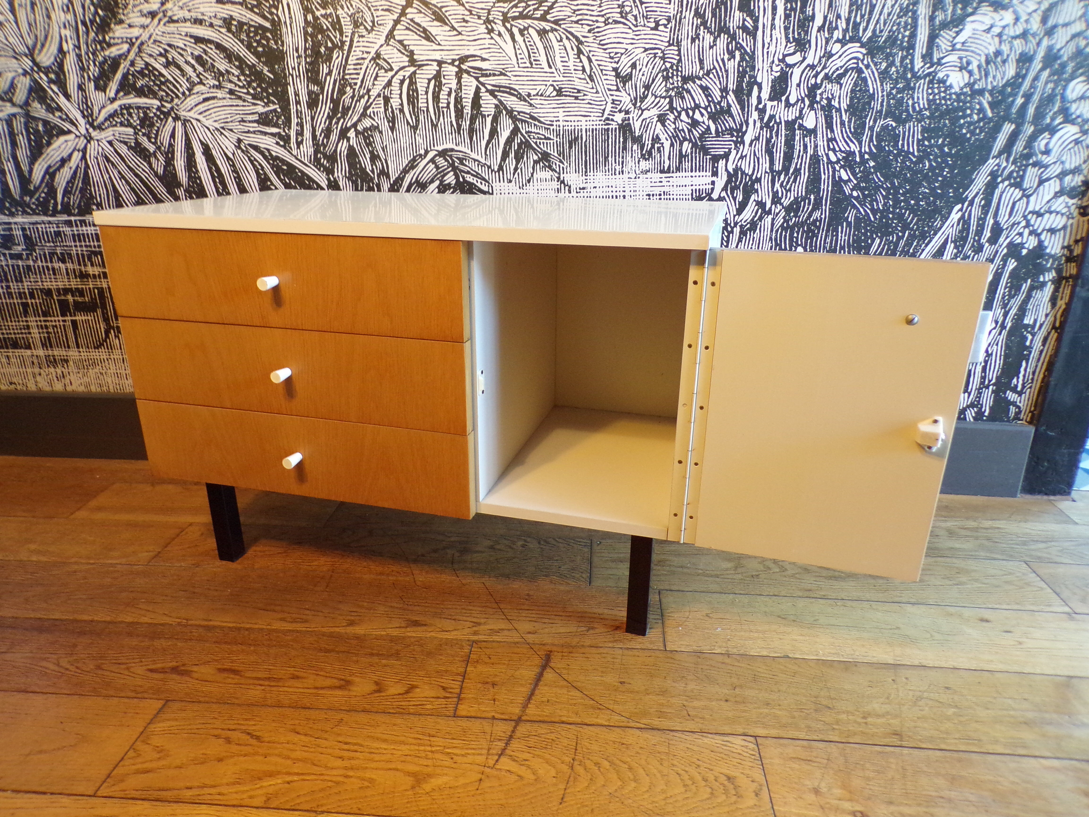 Vintage chest of drawers 1960-70